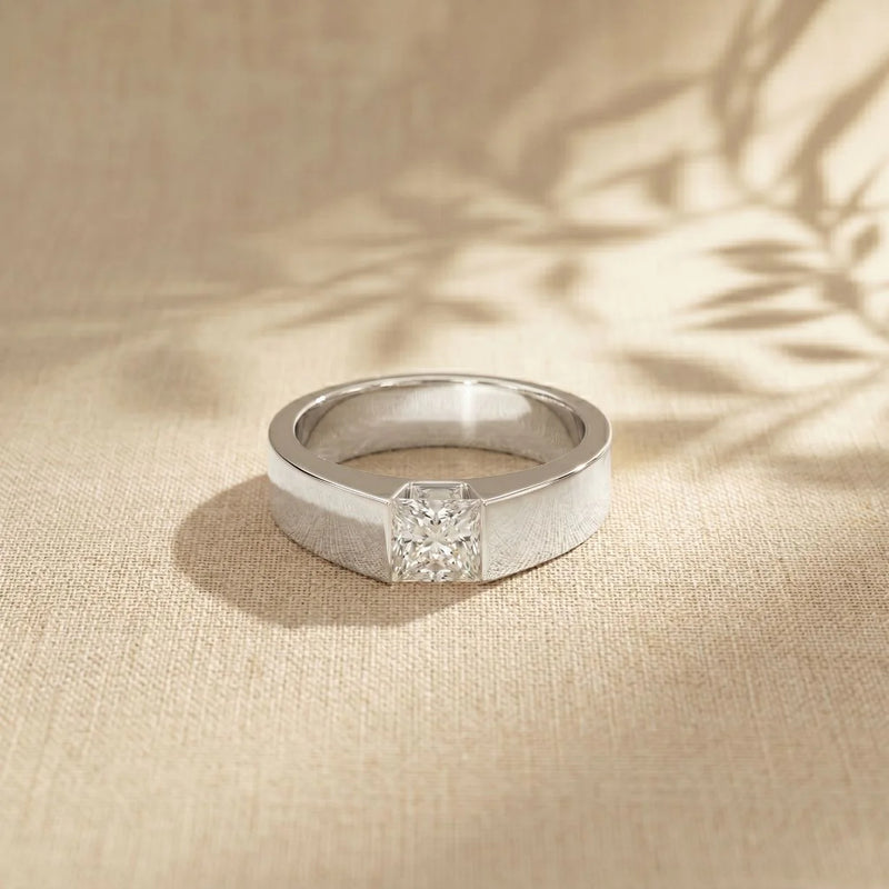 Moissanite Ring silver